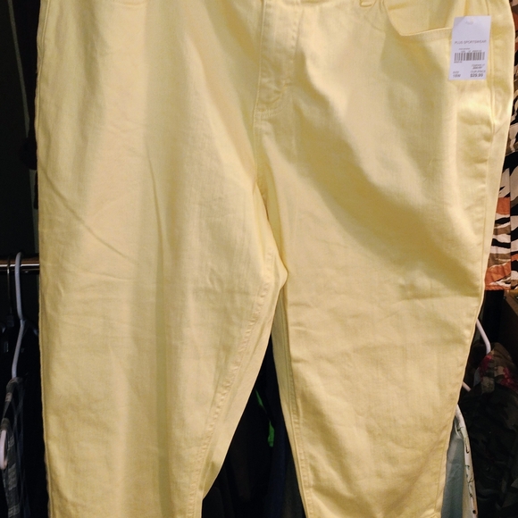 Yellow Ruffle Hem Pants - Picture 2 of 6